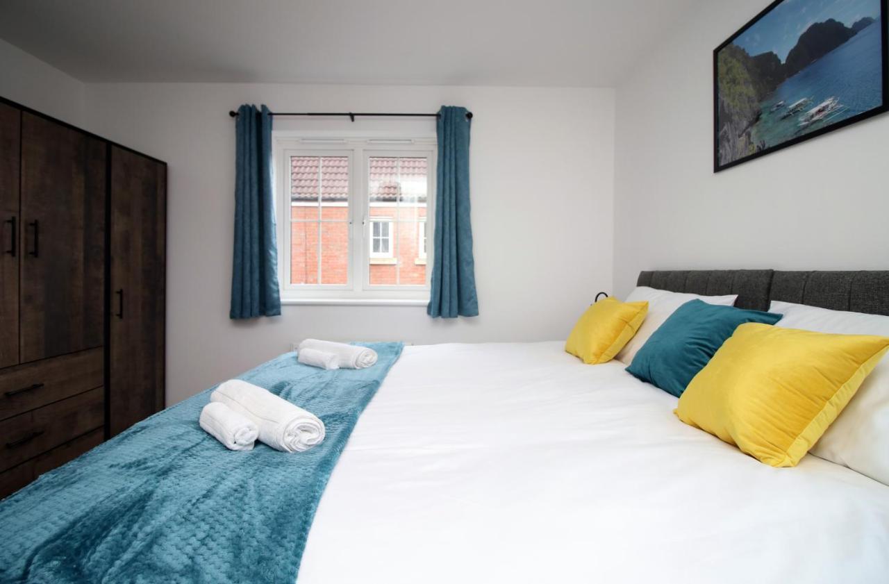 Delft - Spacious Home, High Speed Wi-Fi, Free Parking, Terrace Swindon Zewnętrze zdjęcie