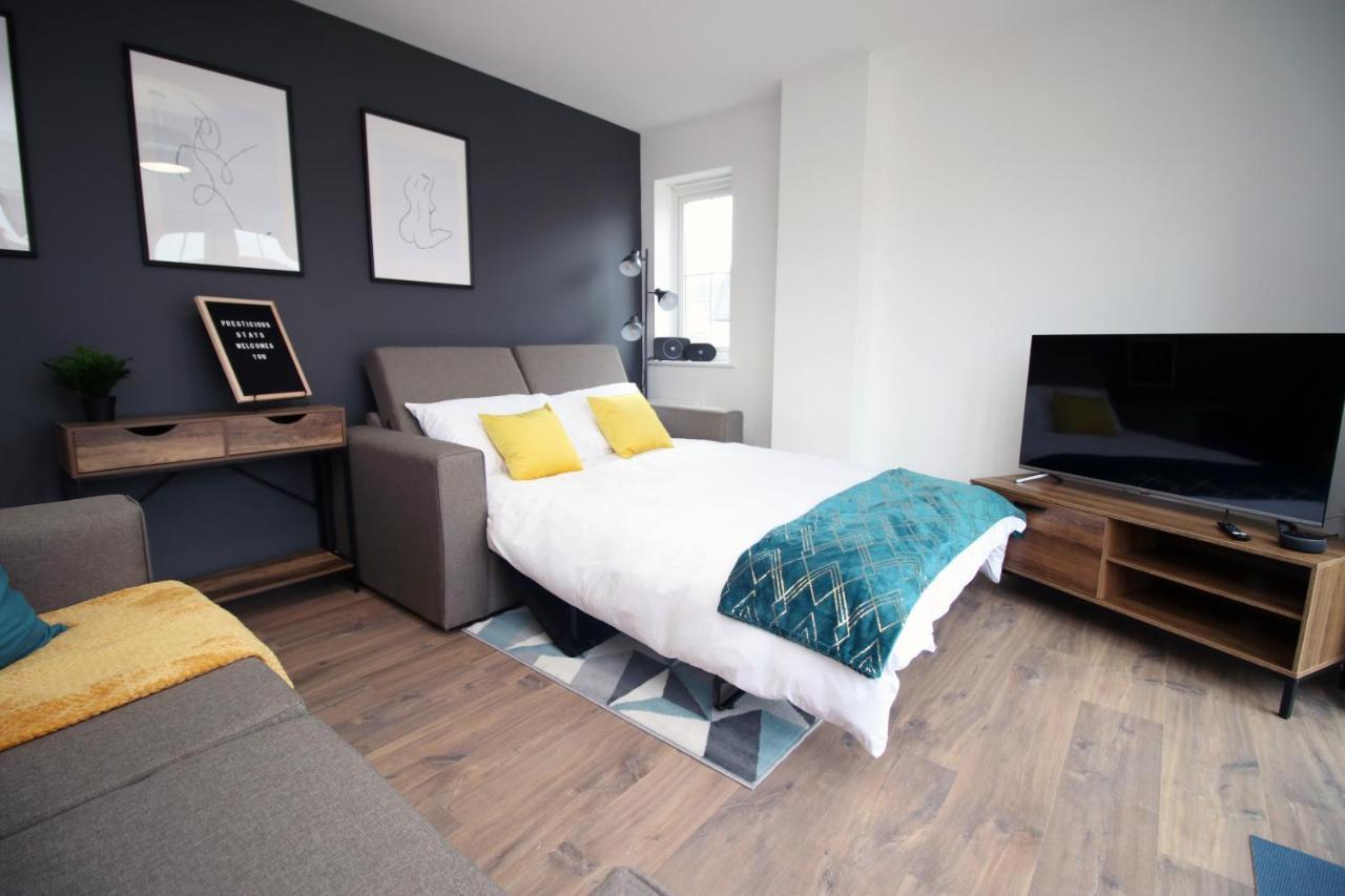 Delft - Spacious Home, High Speed Wi-Fi, Free Parking, Terrace Swindon Zewnętrze zdjęcie